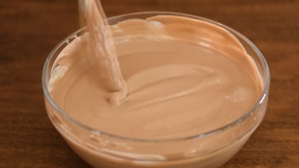 Pastry Chef Mix A Chocolate Mousse. - Filmmaterial, Video