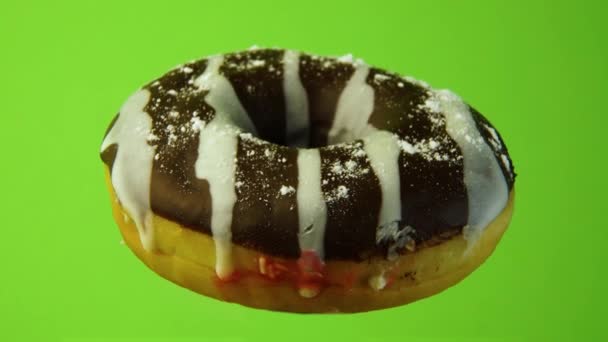 Leckerer süßer Donut rotiert - Filmmaterial, Video