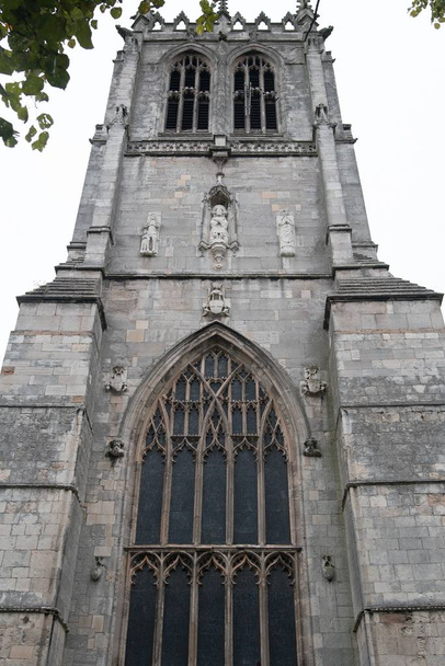 St.Marys est un bâtiment classé Grade 1 et a été décrit comme l'une des plus belles églises médiévales dans le Yorkshire. Les parties les plus anciennes du bâtiment remontent à l'époque du château (1109
). - Photo, image