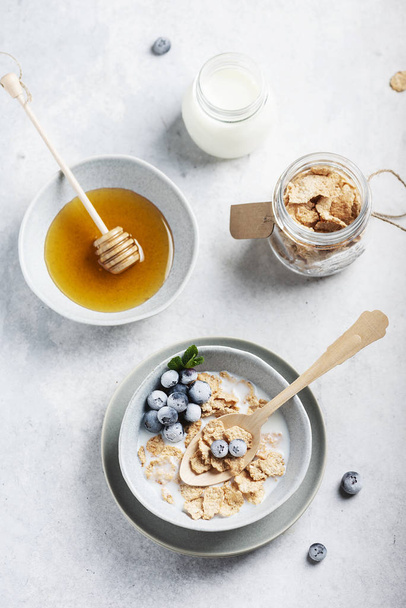 Healthy breakfast with corn flakes and milk, selective focus - Fotografie, Obrázek