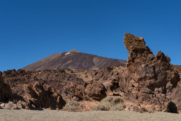 Marsjański krajobraz na wschodnich stokach Montana Blanca Mirador las Minas de San Jose, Park Narodowy Teide, Teneryfa, Wyspy Kanaryjskie, Hiszpania - Zdjęcie, obraz