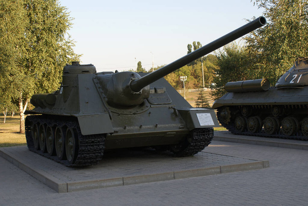 Radziecki czołg wojskowy od II wojny światowej. - Zdjęcie, obraz