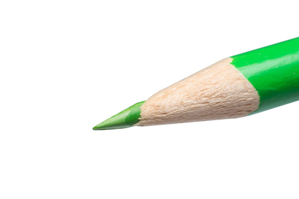 közeli zöld ceruzák elszigetelt fehér háttér - Fotó, kép