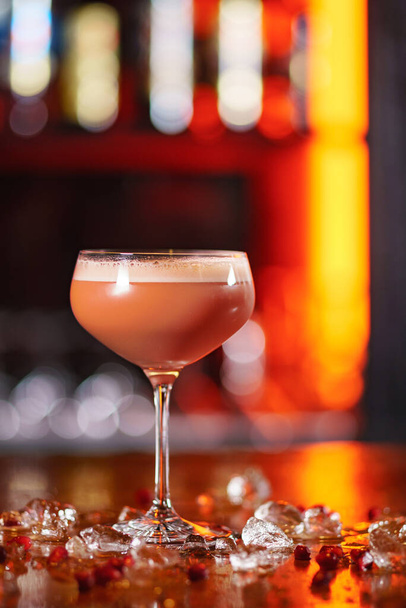 tasty cocktail in the bar - Fotoğraf, Görsel