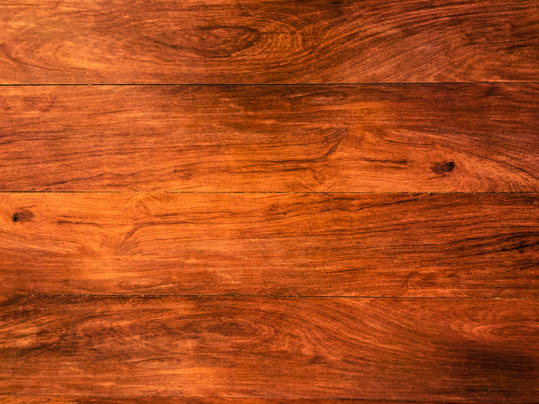 Dunkle Holzplatten dienen als natürlicher Hintergrund für die Gestaltung. Das Umweltkonzept retten - Foto, Bild