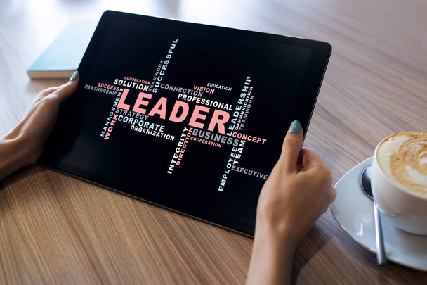 Leader, Leadership concept words cloud, na obrazovce zařízení. - Fotografie, Obrázek