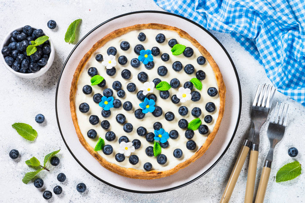 Blueberry cake tart with mascarpone. - Photo, Image