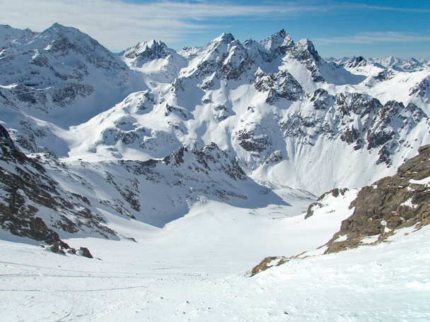 krásná slunná zimní krajina pro skitouring v Kuhtai Rakouska otztal Alpy - Fotografie, Obrázek