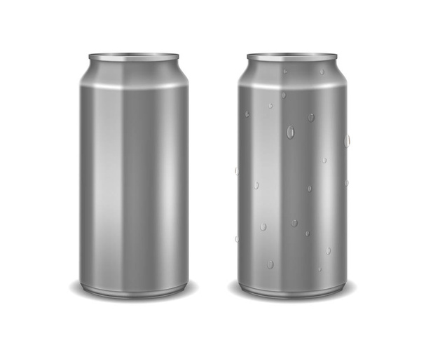 Aluminum realistic empty can with water drops for beer, juice or energy drink mockup isolated. Vector can template for your design. - Vektör, Görsel
