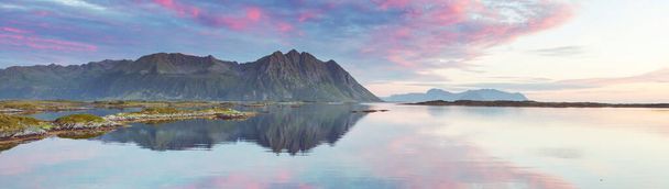 Γραφικά τοπία της Βόρειας Νορβηγίας - Φωτογραφία, εικόνα