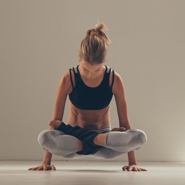 Arm Balancing Yoga Exercise - Foto, Imagen