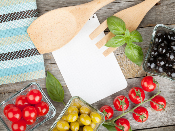 Порожній блокнот для ваших рецептів та їжі
 - Фото, зображення