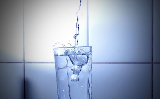 l'eau dans un verre - Photo, image
