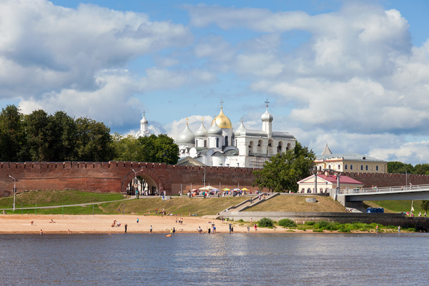 Novgorod, Rusya Federasyonu - Ağustos 10: kremlin şehir kale St sop - Fotoğraf, Görsel