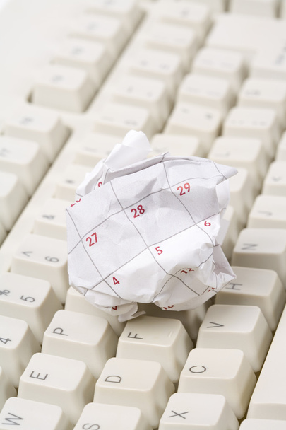 Calendar paper ball and computer keyboard - Photo, Image