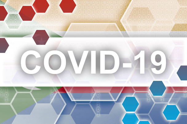 Komorská vlajka a futuristická digitální abstraktní kompozice s bílým nápisem Covid-19. Koncepce propuknutí koronaviru - Fotografie, Obrázek
