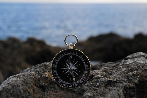 Kompakt kompas - Zdjęcie, obraz
