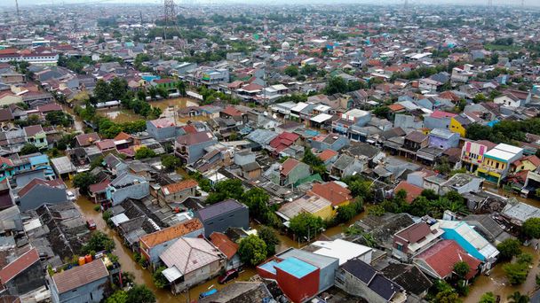 Letecký pohled na Pov Zobrazení záplav. devastace způsobená po rozsáhlých přírodních katastrofách v Bekasi - Indonésie - Fotografie, Obrázek
