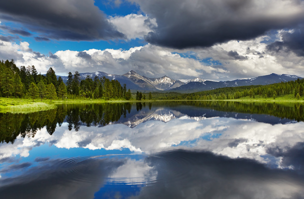 Mountain lake - Foto, Imagem