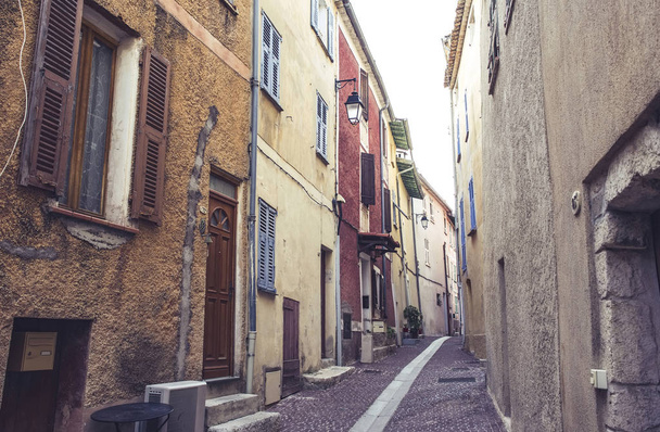 ulička ve starém městě Tourrette-Levens, Francie - Fotografie, Obrázek