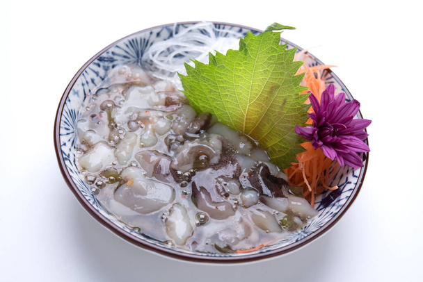 Japán étel tako wasabi előétel vacsora étkezés elszigetelt fehér alapon - Fotó, kép
