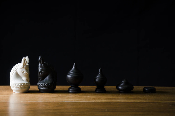 チェスボードゲーム馬ゲーム - 写真・画像