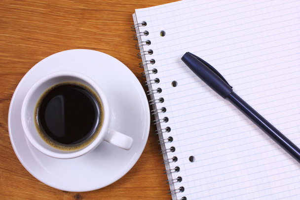 Coffee and notepad - Foto, Bild
