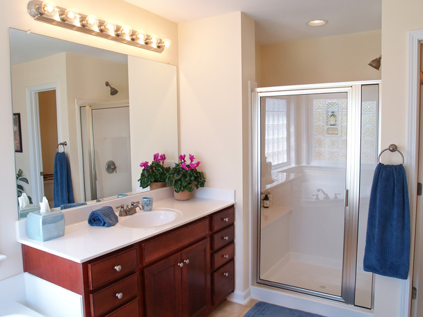 modern fürdőszoba - Fotó, kép