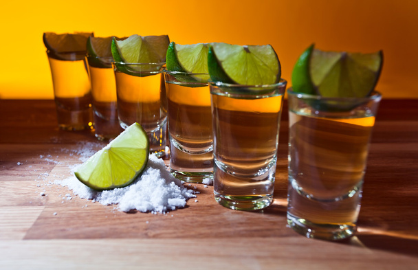 Tequila, Limette und Salz - Foto, Bild