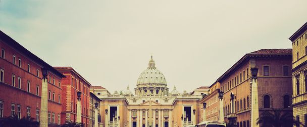 San Pietro, Roma olhar retro
 - Foto, Imagem