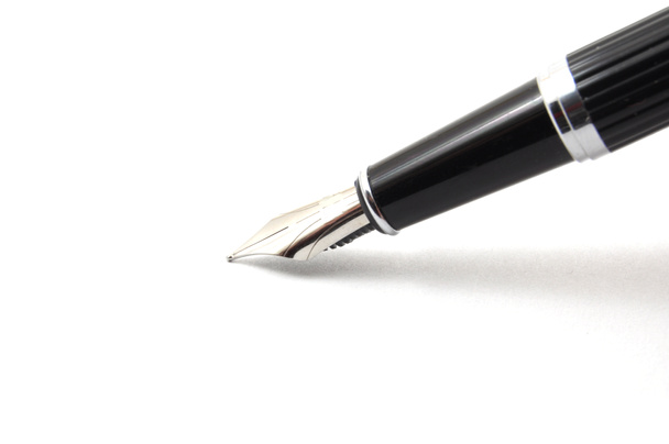 Перьевая ручка
 - Фото, изображение