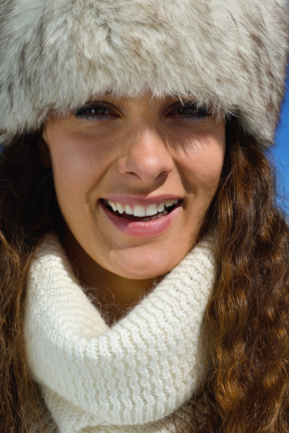 happy woman at winter - Fotoğraf, Görsel