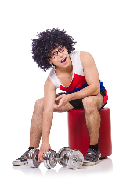 Homem engraçado exercitando com halteres - Foto, Imagem