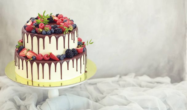 Кондитерські вироби зі смаком тортів на свято і звичайні перерви
 - Фото, зображення