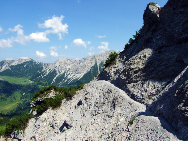 Walking and hiking trails in the Liechtenstein Alps mountain range, and over the Saminatal alpine valley - Steg, Liechtenstein - Zdjęcie, obraz
