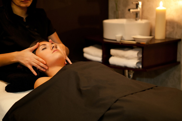 Face massage. Spa Treatment. - Fotoğraf, Görsel