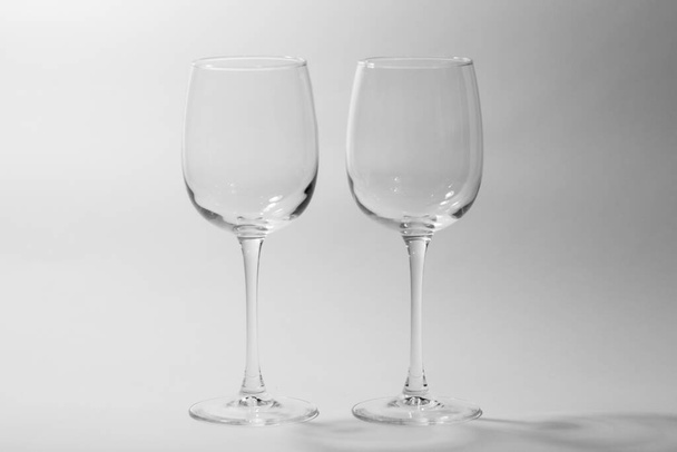 empty wine glass on gray background - Foto, immagini