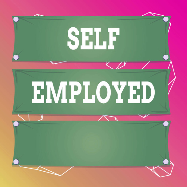 Текст, написанный словом Self Employed. Бизнес-концепция для владельца бизнеса, а не для работодателя Freelancer Wooden панель прилагается гвоздь цветной фон прямоугольник из бруса
. - Фото, изображение