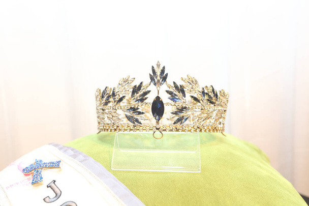Miss Pageant Crown wth Jewelry Diamond Pearl Silver Gold Ruby on Cushion Pillow in exhibition - Photo, Image