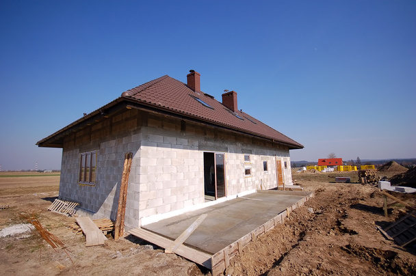Una casa en construcción
 - Foto, imagen