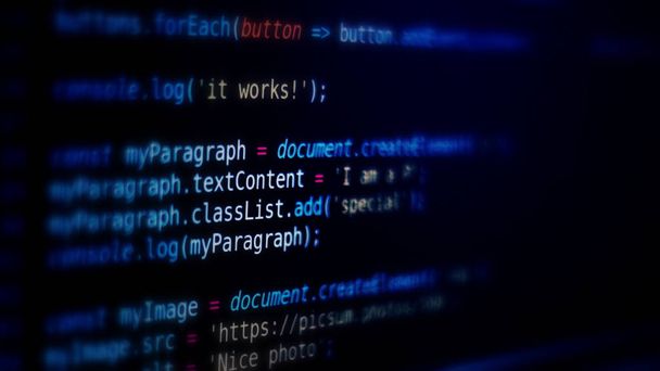 2020年2月26日バングラデシュ・ダッカ:コーディング・プログラミング・ソース・コード画面。カラフルな抽象データ表示。ソフトウェア開発者のWebプログラムスクリプト。テキストのためのコピースペースとダークテクノロジーの概念. - 写真・画像