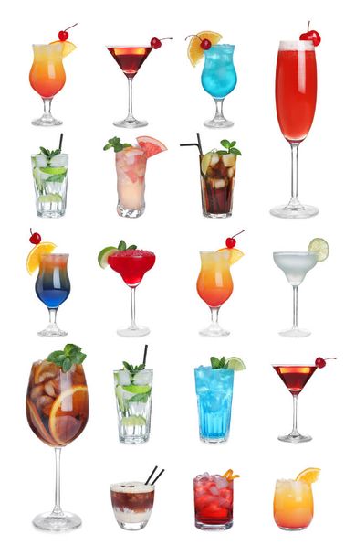 Set di diversi cocktail gustosi su sfondo bianco
 - Foto, immagini