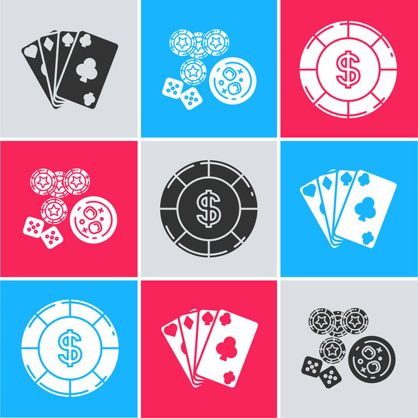 Set Hrací karty, Casino žetony, kostky a sklenice whisky s kostkami ledu a Casino čip s ikonou symbolu dolaru. Vektor - Vektor, obrázek