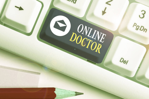 Πινακίδα κειμένου που δείχνει ηλεκτρονικό γιατρό. Εννοιολογικά επαγγελματίες του τομέα της υγείας παρέχουν υπηρεσίες μέσω του Διαδικτύου. - Φωτογραφία, εικόνα