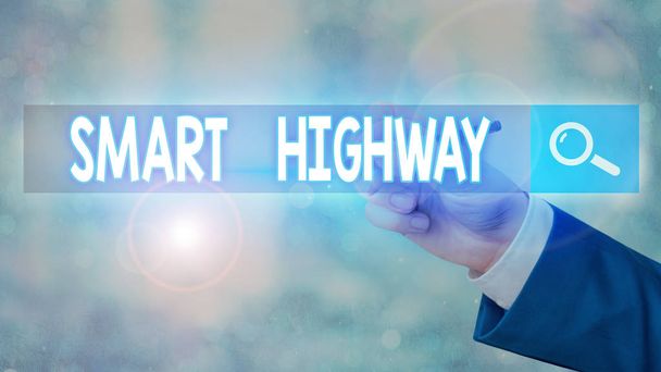 Escritura manual conceptual que muestra Smart Highway. Texto de la foto del negocio Carreteras que convergen las tecnologías viarias altamente avanzadas
. - Foto, Imagen