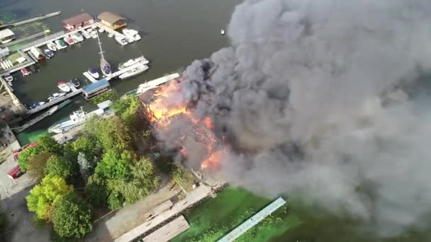 big fire with black smoke aerial top panoramic view sky fly - Footage, Video