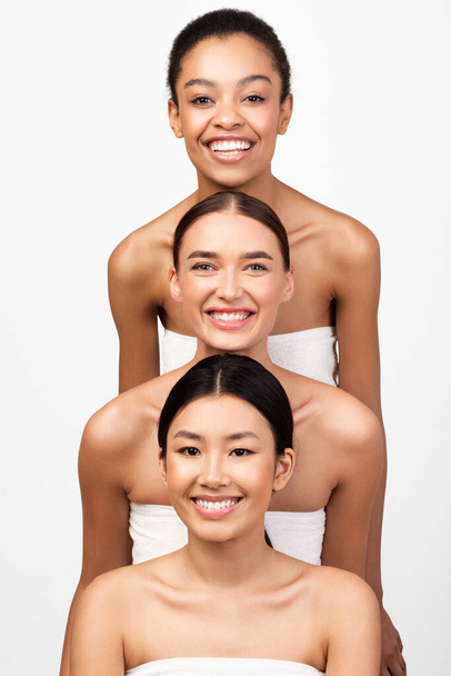 Group Of Diverse Women Standing And Posing Over White Background - Valokuva, kuva