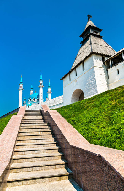 Kazan Kremlin 'in tahkimatları. Tataristan, Rusya 'daki Unesco dünya mirası - Fotoğraf, Görsel
