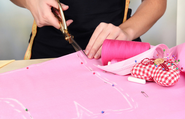 Cutting fabric with tailors scissors - Φωτογραφία, εικόνα