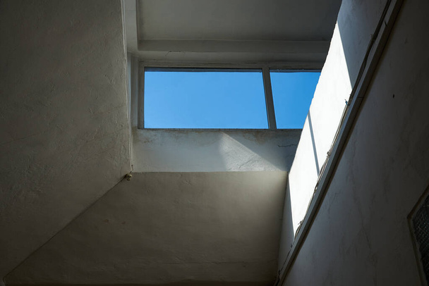Roof skylight of an industrial building - Foto, Imagem